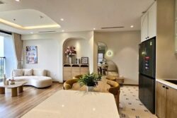 bán căn góc 3PN Landmark Ecopark view hồ Thiên Nga