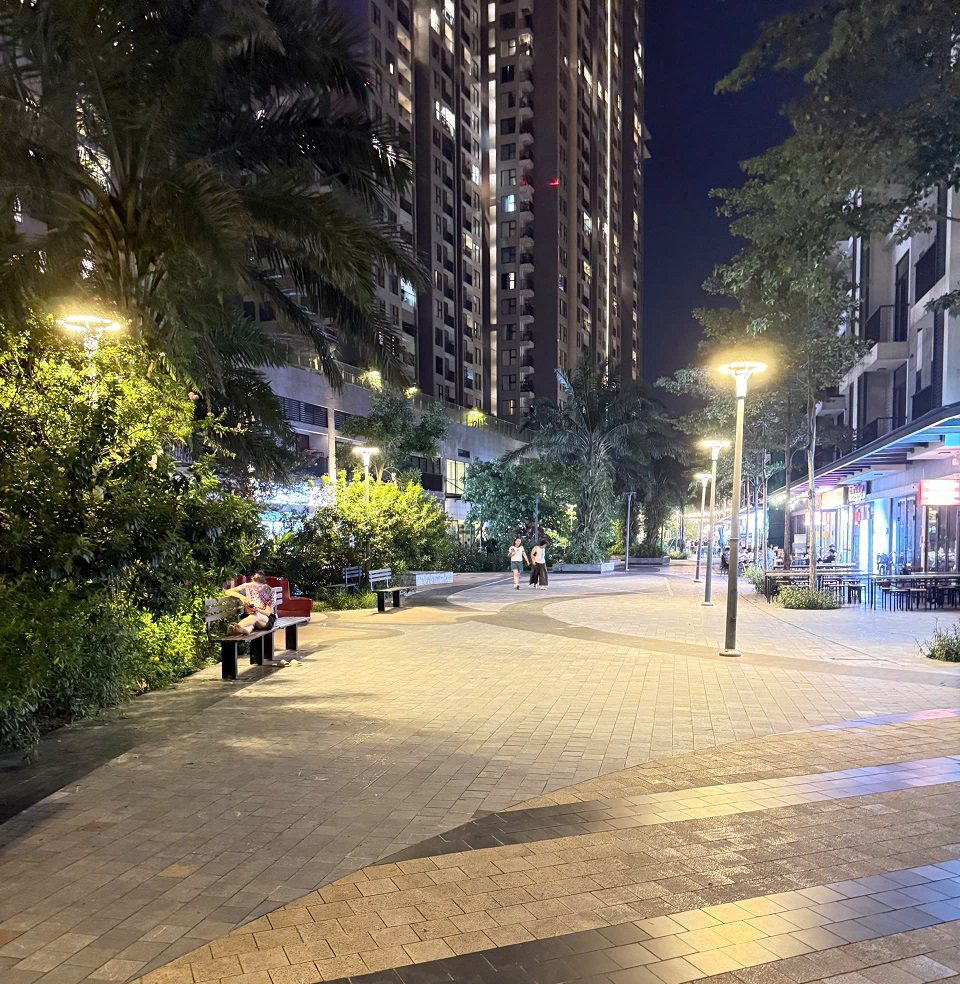 mặt phố đi bộ Shophouse Sol Forest Ecopark