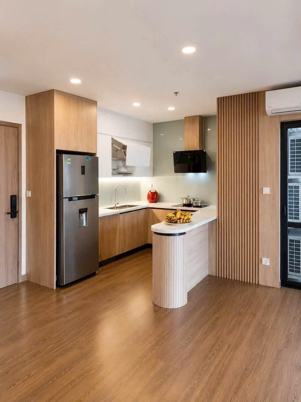 bán căn hộ 2 phòng ngủ rộng sky oasis 