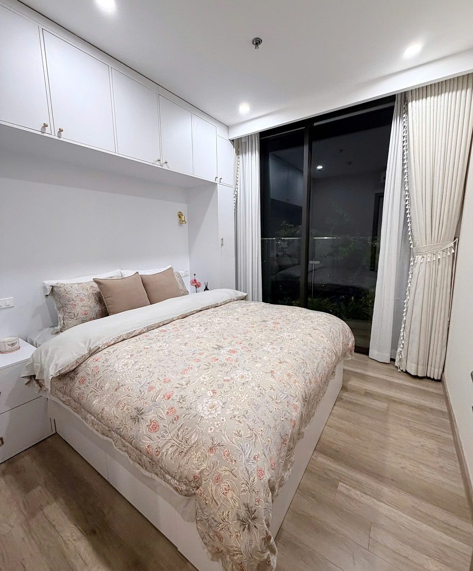 bán căn hộ 2pn sân vườn tòa Sol Forest 