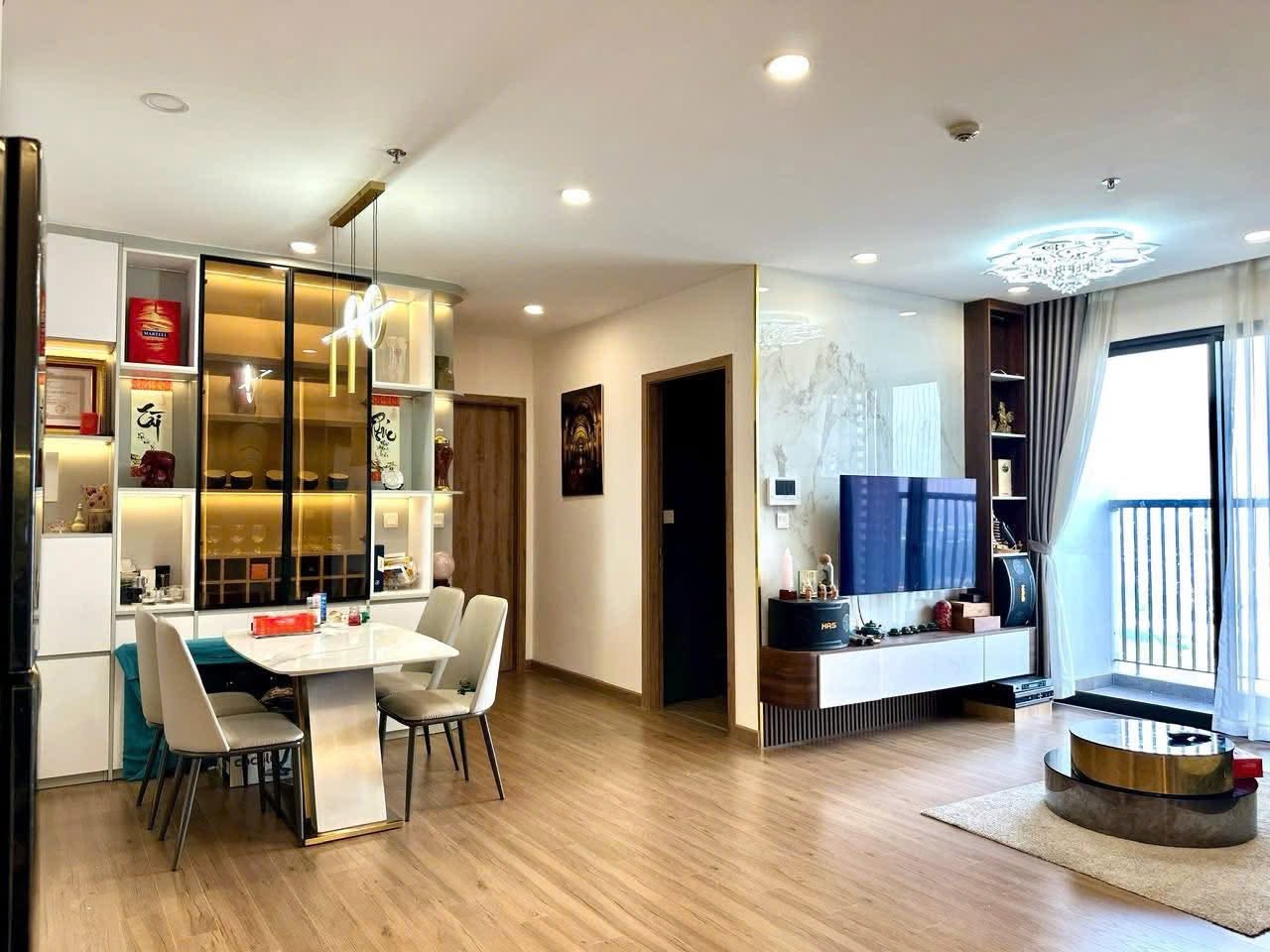 cho thuê căn 2pn góc Sky Oasis Ecopark