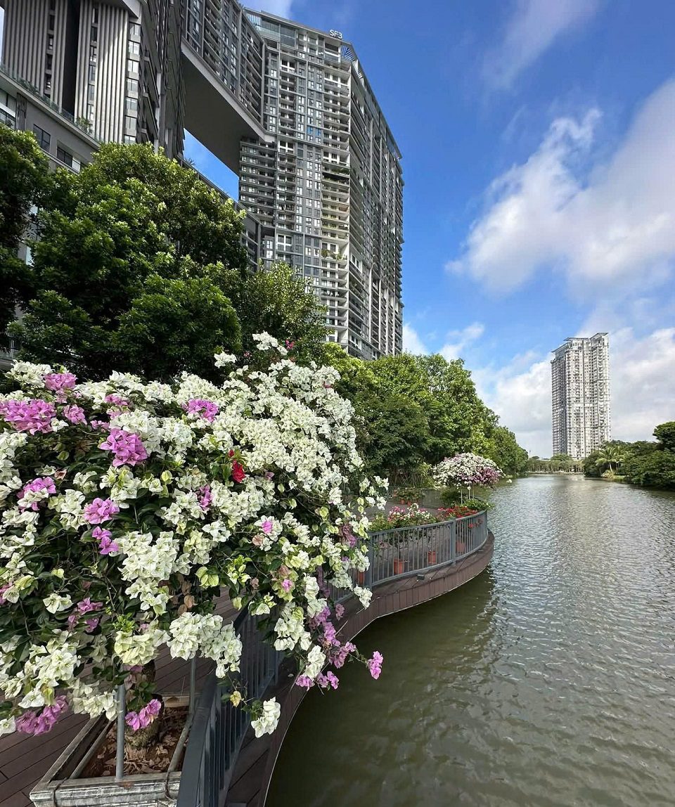 chung cư sky forest ven hồ nước